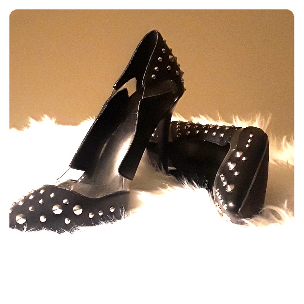 Silver studded heel